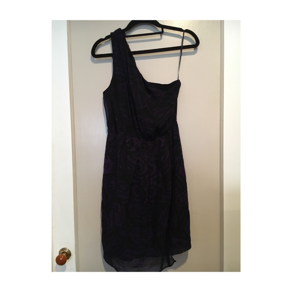 Off the shoulder Express dress